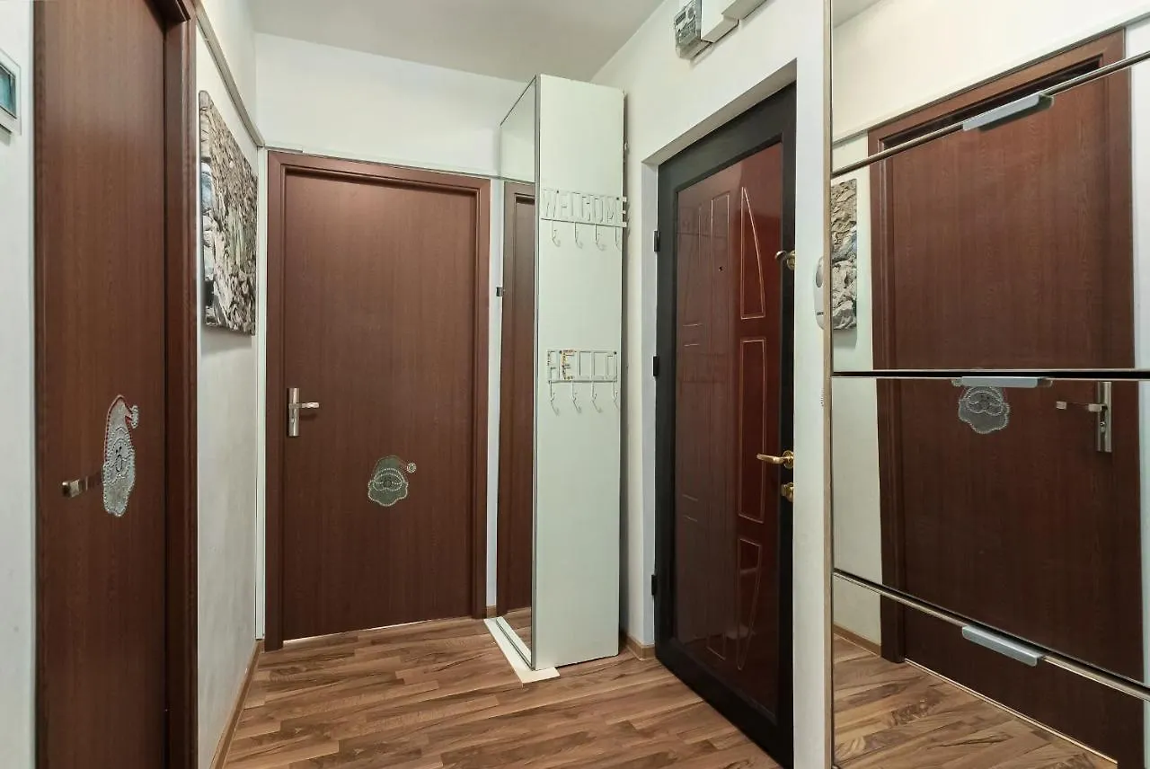Stone Gate Apartment #2 Bucureşti