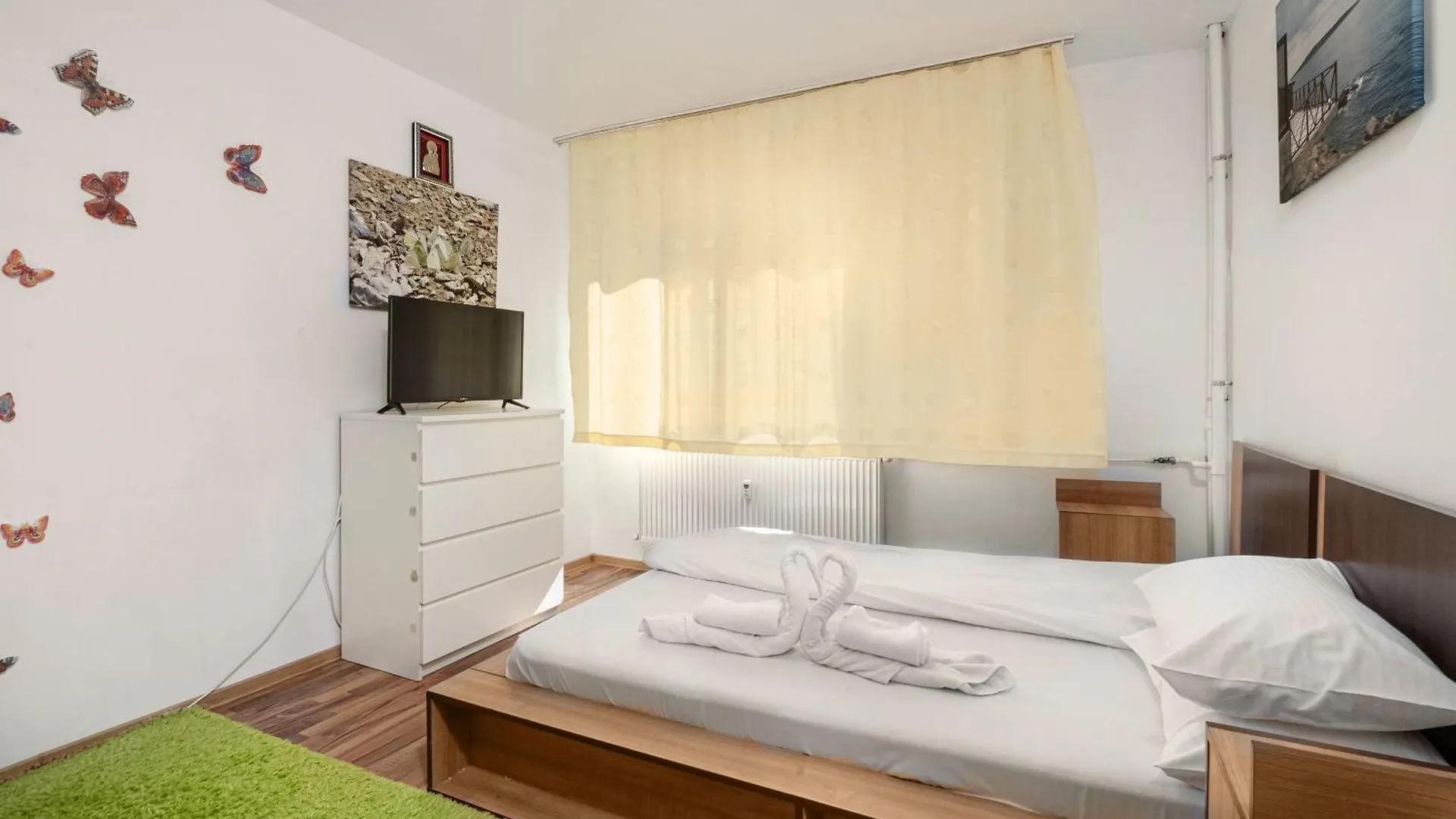 Stone Gate Apartment #2 Bucureşti